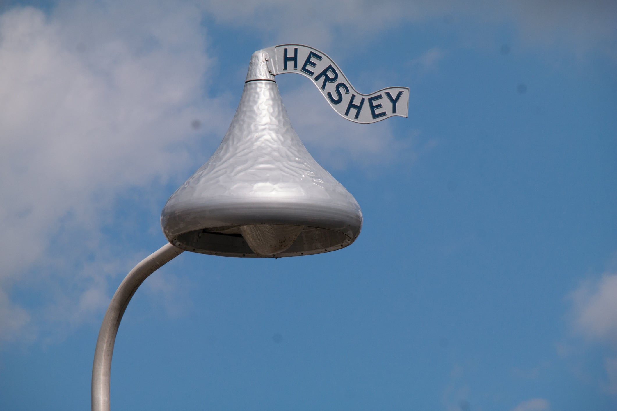 Hershey u‑turns as real chocolate makes a comeback